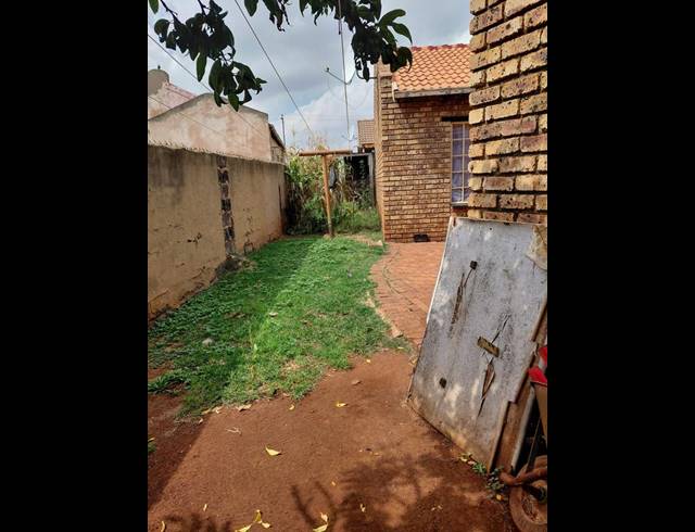 3 BEDROOM PROPERTY TO RENT IN CLAYVILLE